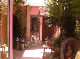 Residencoal Castellón., hotel v destinaci Coelemu
