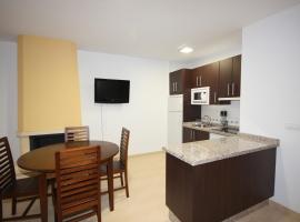 Apartamentos Rurales Campillo, מלון בארויו פריו