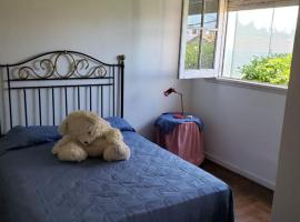 varesse house, hotel u gradu Mar del Plata