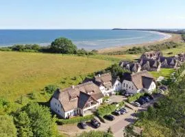 strandnahe Ferienwohnung mit eigener Terrasse - Strandhaus Mönchgut FeWo 02