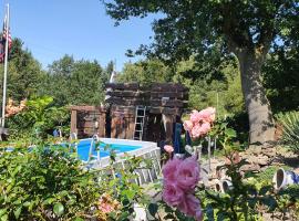 FRANKES LODGE Apartment mit Garten und Pool, 6 Einzelbetten, Parkplatz, hotel in Essen