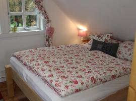 gemütliches Gästezimmer in Ostseenähe, vacation rental in Stubbendorf