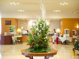 Grand Hotel Hakusan, &xi;&epsilon;&nu;&omicron;&delta;&omicron;&chi;&epsilon;ί&omicron; &mu;&epsilon; &upsilon;&delta;&rho;&omicron;&mu;&alpha;&sigma;ά&zeta; &sigma;&epsilon; Hakusan