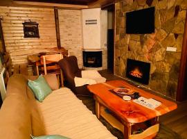 Holiday Homes Durmitorski Gaj โรงแรมในชาเบลียค