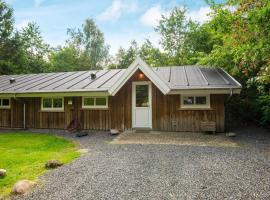 Two-Bedroom Holiday home in Oksbøl 10、Ansagerのホテル