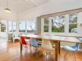 BEACHSIDE GETAWAY DROMANA