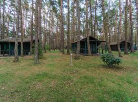 Urlaub im Bungalow mitten im Wald, campsite in Lütow