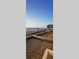 Idéal famille et couple , vue mer residence calme, vakantiewoning aan het strand in Fécamp