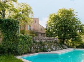 Villa Terrubi en Provence au Domaine Fontainebleau, casa o chalet en Le Val