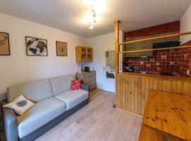 Studio chaleureux et ensoleillé !, appartement à Allos