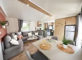 Mobil home 3 chambres 2 salles de bains au camping 4 étoiles MH276 aux charmettes