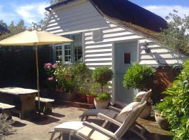 Freshwater Barn, hotel with parking in Benenden