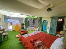 Cosmos Chill - Suite con jacuzzi y acuario, hotel v destinaci Ambato