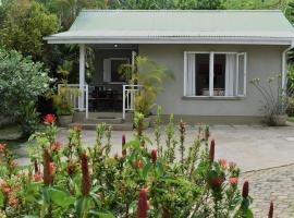 Sunbird Bungalow: Anse Boileau şehrinde bir otel