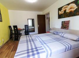 Premium family apartment, Floreasca area, hotel i Bukarest
