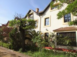 Old England House, hotell i nærheten av Corta Atalaya i Minas de Ríotinto