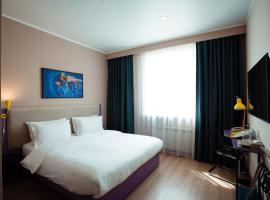 City Hotel Shymkent، فندق في شيمكنت