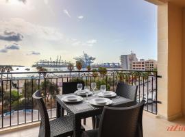 Luxurious Duplex Seafront Apt w Amazing Sea Views, holiday rental in Birżebbuġa