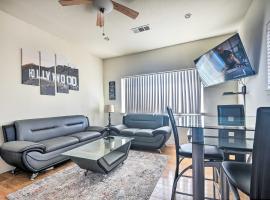 Sunny SoCal Escape about 5 Mi to Universal Studios!, holiday rental in Burbank