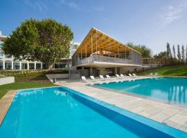 OZADI Tavira Hotel, hotell i Tavira