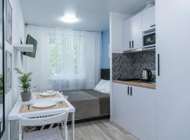 MF Апартаменти пр-т Берестейський 106А, hotel cerca de Sviatoshyn Metro Station, Kiev