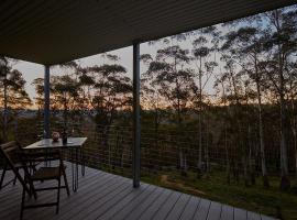 Tree Tops, hotel with parking in Mount Wilson