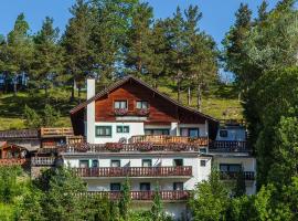 Alpenappartements Schwalbennestl, отель в Миттенвальде