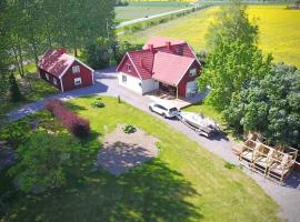 Eget hus med bra läge och toppstandard, cottage in Linköping