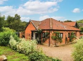 Lowbrook Cottage、ディスの駐車場付きホテル