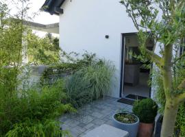 Forststrasse Apartment, cheap hotel in Stockstadt am Main