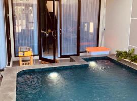 Platinum Setrasari Guest House 5BR Private Pool Bandung, отель в Бандунге, рядом находится Barli Museum