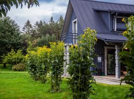 'Virš Ąžuolų'-Forest SPA -Holiday Home, hotell i Paplatelė