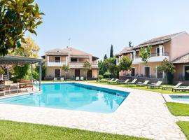 Folies Corfu Town Hotel Apartments, hotel i Korfu By