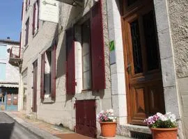 L'Entrée Chambres d'Hôtes Bar & Restaurant