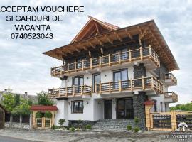 La Conacul Vesel, luxusní hotel v destinaci Săpînţa