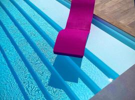 Tropicana Suite - Adults Only, hotel with pools in Agropoli