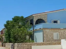 Blue Sea Vir Apartments