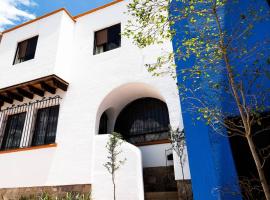 Casa Aurora, estilo rústico-moderno, Guanajuato: Guanajuato, Guanajuato Kongre Merkezi yakınında bir otel