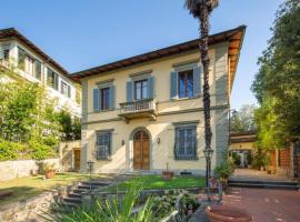 Villa Lia - Apartment in Villa with private garden and Pool: Floransa'da bir otel