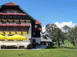 Fruhstuckspension Bischof i d Wiesen, hotel in Sankt Peter am Kammersberg