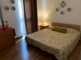 "L'Armonia" Apartment, hotel barato en Casale Monferrato