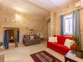 BRG34 - Historical Vittoriosa Townhouse, holiday home in Vittoriosa