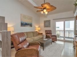 Tiki 216, serviced apartment in South Padre Island