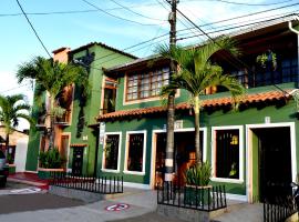 ApartaHotel Tierras Amazonicas, serviced apartment in Leticia