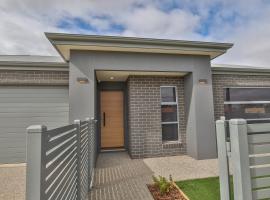 Brand New 3 bedroom, 2 bathroom Townhouse, Hotel mit Parkplatz in Irymple