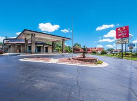 Econo Lodge Inn & Suites Huntsville University Area, hotel i Huntsville