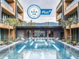 Glam Habitat - SHA Extra Plus, hotelli Kamala Beachillä