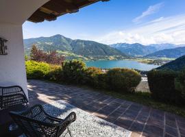 Chalet Crown of the Alps by we rent, hotel de golf a Zell am See