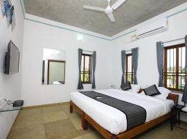 Hotel Du Palais - Auroville Beach, hotel in Pondicherry
