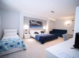 IsolaDino b&b sweet home, hotel v destinaci Praia a Mare